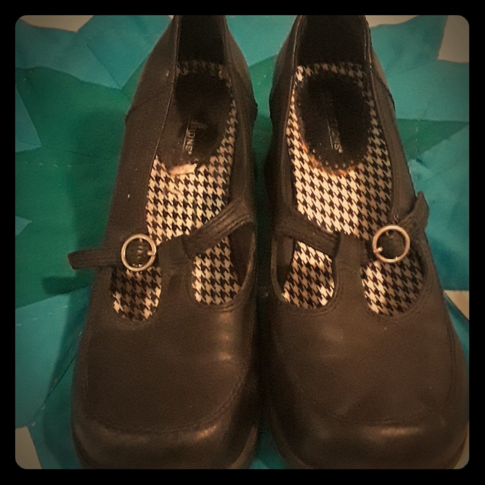 Black women's heels